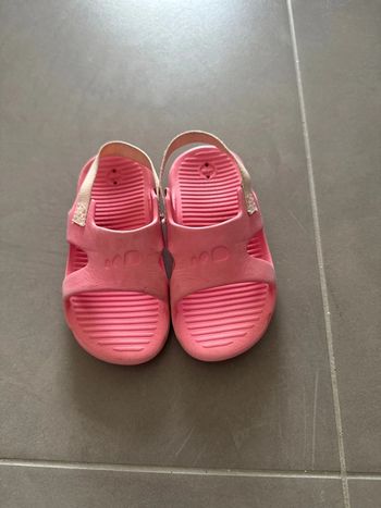 Rose taille 23/24 nabaiji sandale piscine décathlon