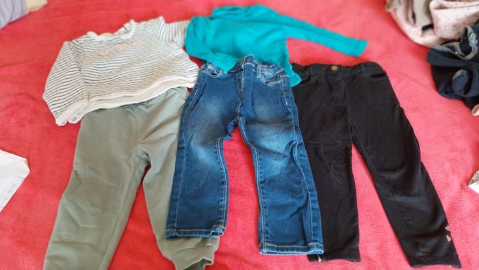 1 lot de 21 vêtements fille 2 ans - photo numéro 3