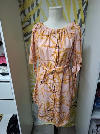 Robe epaule dénudé  TU