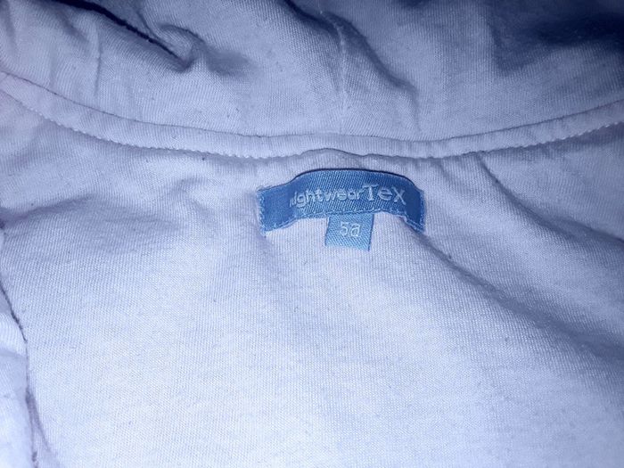 🔮 Peignoir en 5 ans 🔮 - photo numéro 2