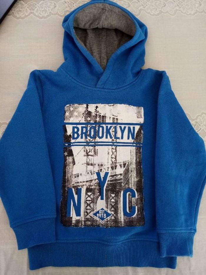 Sweat à capuche garçon 6ans