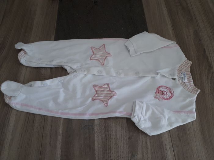 Lot 3 vêtements bébé fille 3-6mois - photo numéro 3