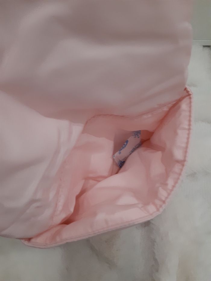 Dior Pink Puffy Pouch with Silver Dior Logo - photo numéro 5