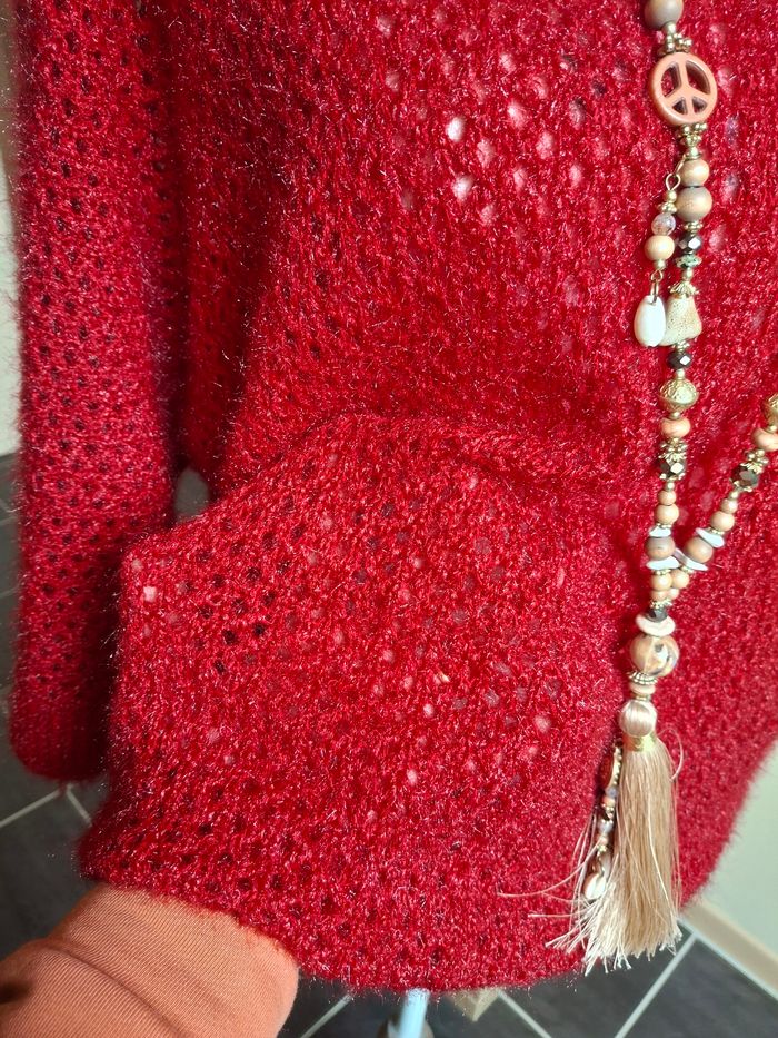 Pull rouge maille ajourée neuf - photo numéro 2