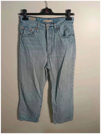 C11 jeans bleu Levi's W27