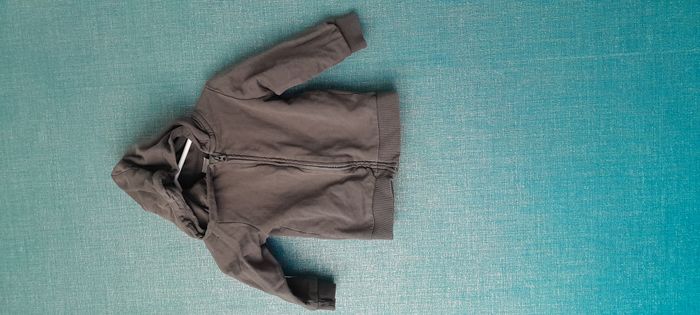 Gilet zippé à capuche - h&m - Taille 6 mois - photo numéro 2