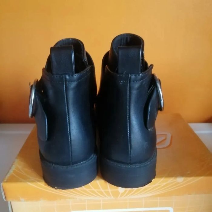 🌸Bottines basses noires avec boucles argentées Pointure 38 "H&M" Neuves🌸 - photo numéro 2
