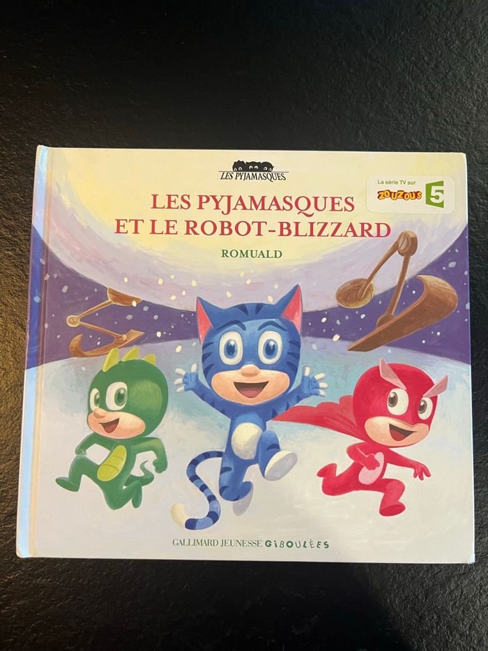 📘 Les Pyjamasques et le Robot-Blizzard – Livre jeunesse