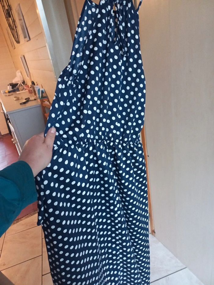 Robe bleue marine - photo numéro 7