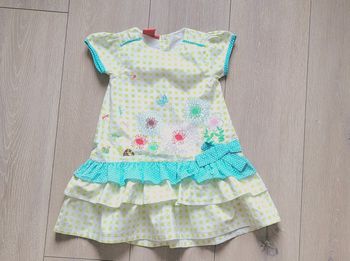 Très jolie robe été. Fille 24 mois. Marque Tom & Kiddy