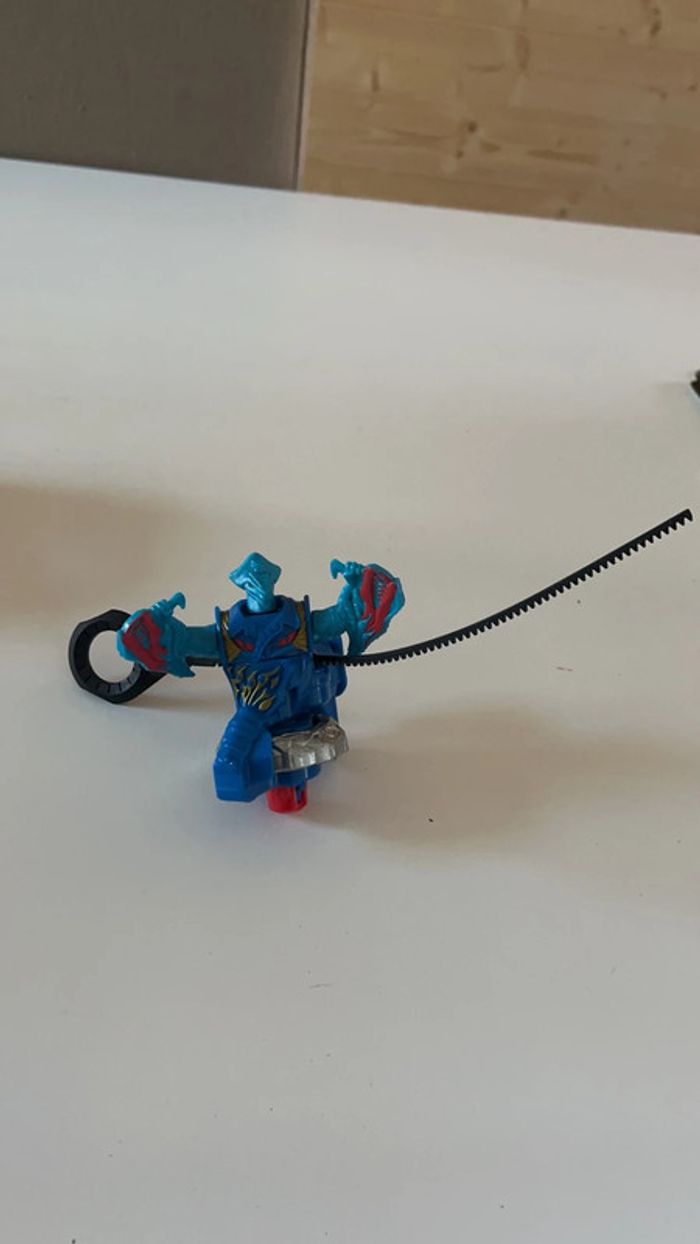 Toupie dragon de tomy - photo numéro 2