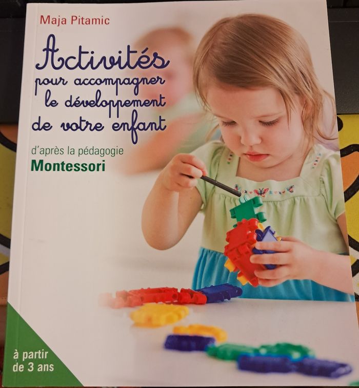 Livre Activités pour accompagner le développement de votre enfant - photo numéro 1