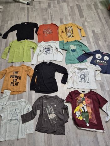 Lot de 13 polos 6ans