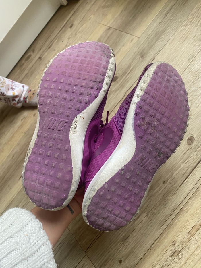 Baskets de course Nike violette taille 39 - photo numéro 3