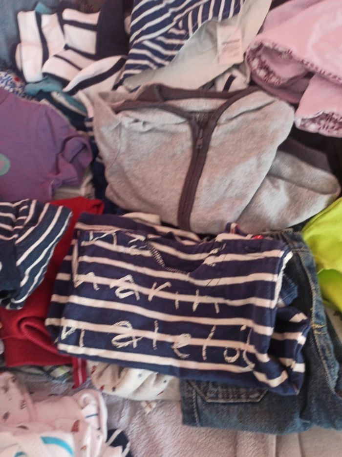 Lot vêtements garçon 6 mois - photo numéro 8