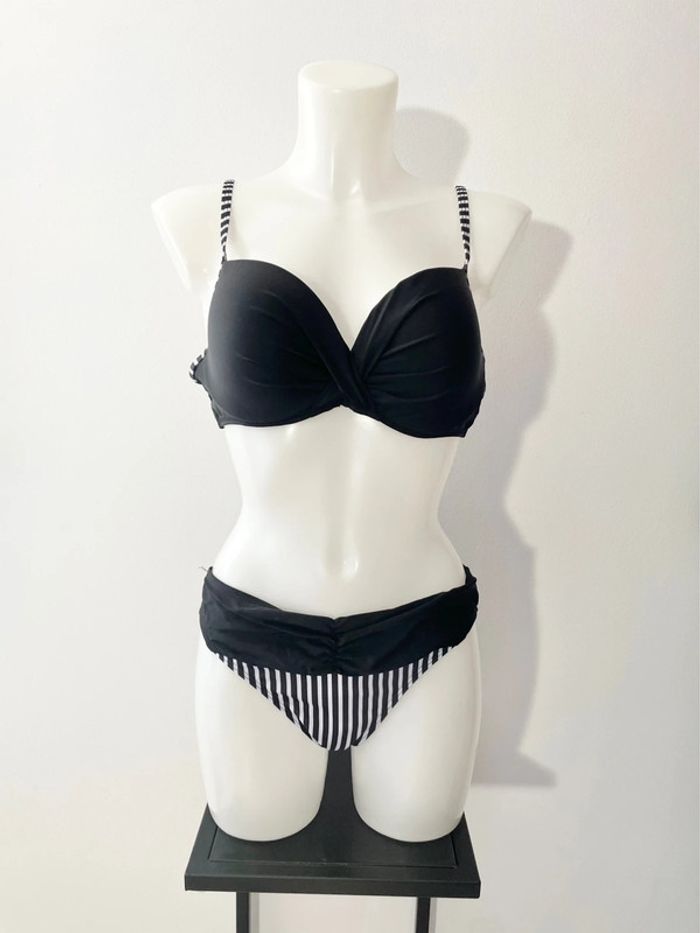 Maillot de bain neuf - photo numéro 2