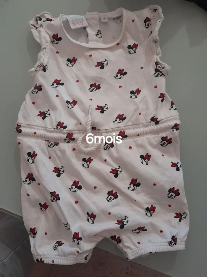 Barboteuse/ grenouillère Minnie 6mois