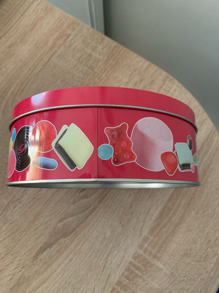 Boîte à bonbons Haribo - photo numéro 3