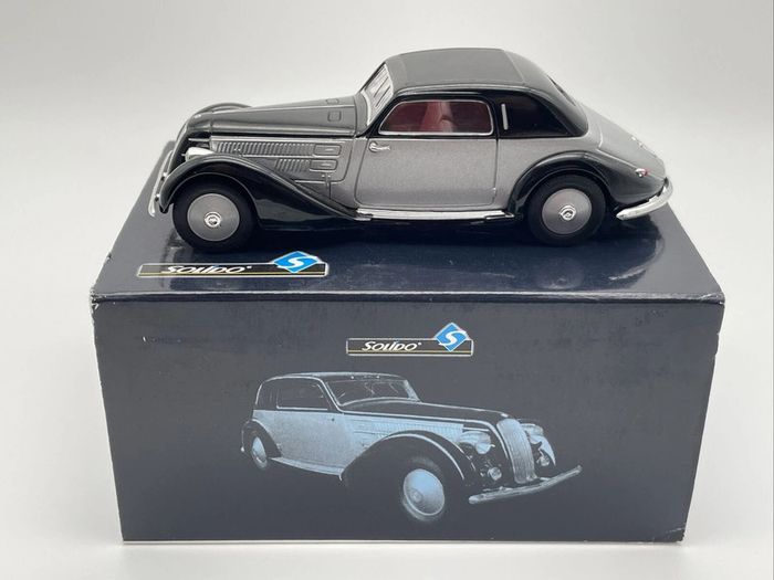 Coffret  Lancia Astura  (1934) Série limitée 1/43  Solido - photo numéro 2