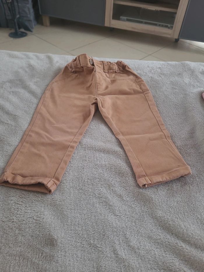 Pantalon léger très peu porté