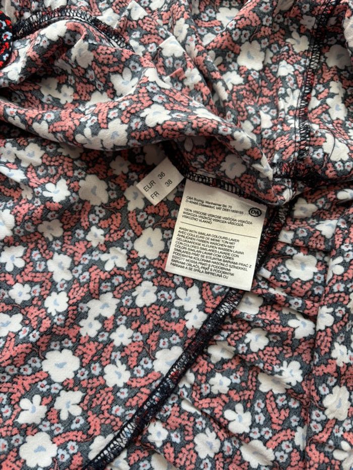Robe fleurie C&A 38 - photo numéro 4