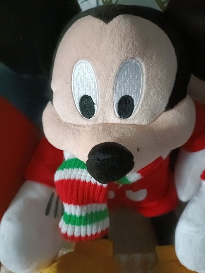 LOT DE 2 PELUCHES MICKET ET MINNIE DE NOEL DISNEY - photo numéro 7
