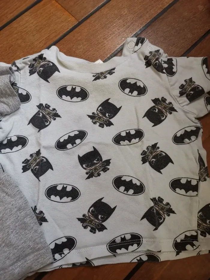 Lot de 2 tee-shirts batman - photo numéro 2