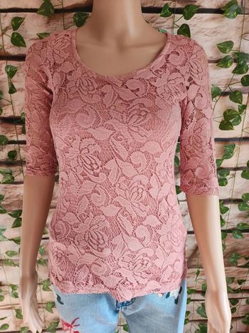 🌸T-shirt Dentelle Rose Bershka Taille 36🌸