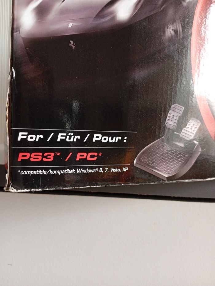 Volant et pédales Ferrari racing wheel PS3 - photo numéro 9