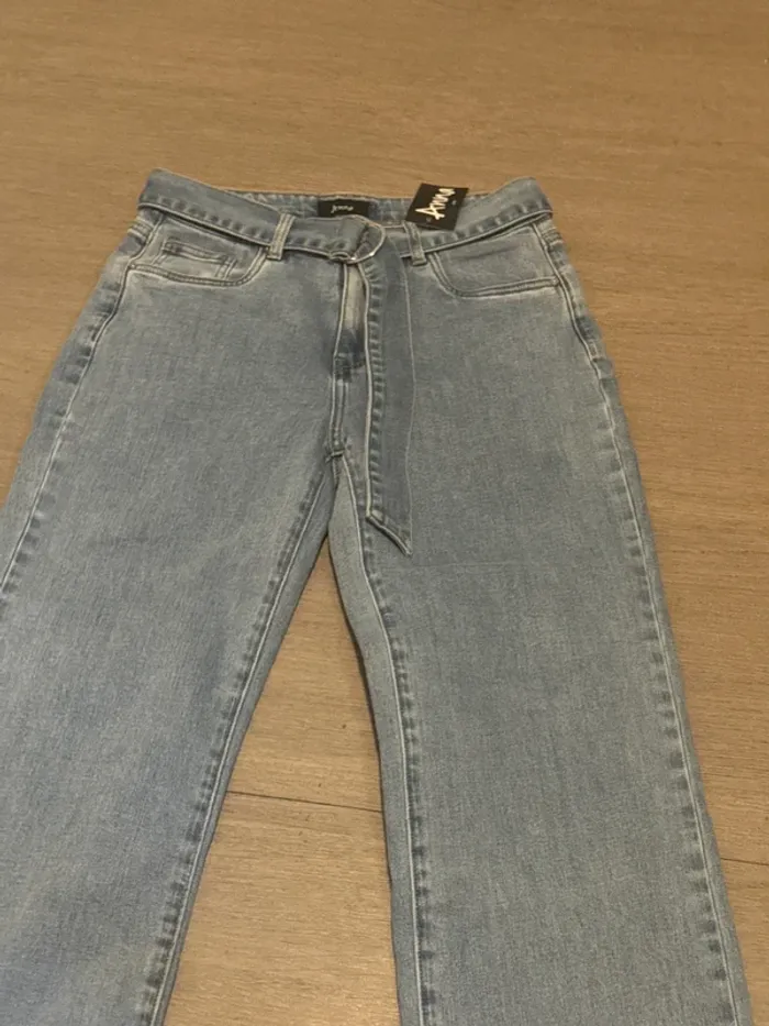 Jean’s taille 36 avec ceinture en jean’s - photo numéro 2