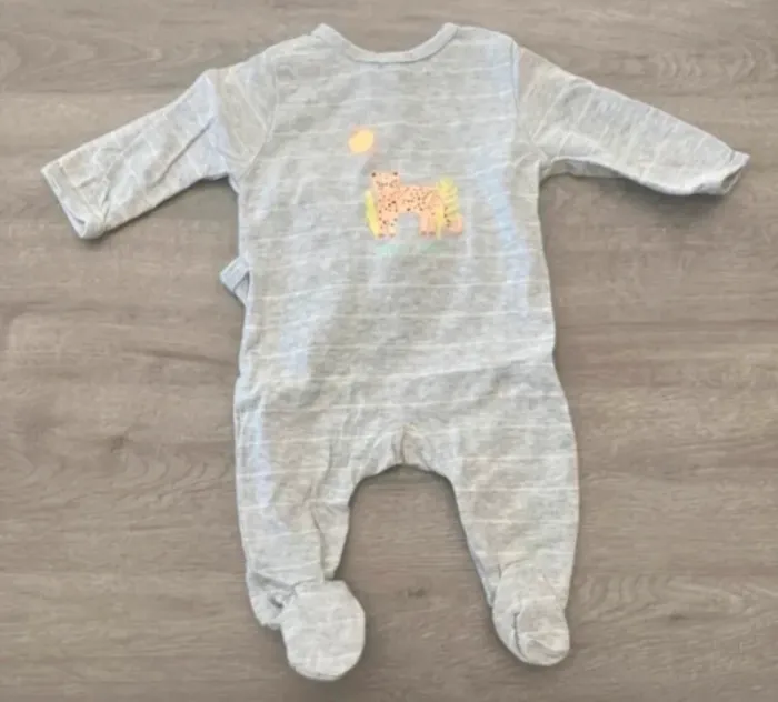 Lot 3 pyjamas 1 mois kiabi - photo numéro 6