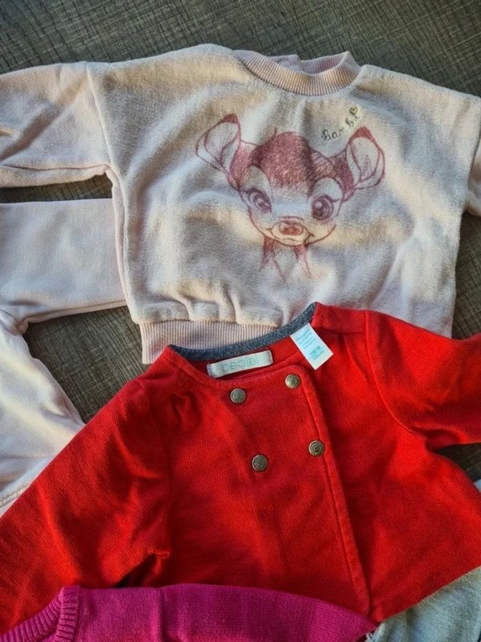 Lot pulls et gilets 3 mois en très bon état - photo numéro 3