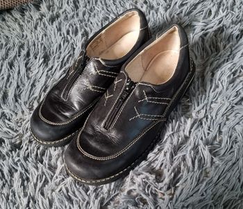 Chaussure en cuir 38