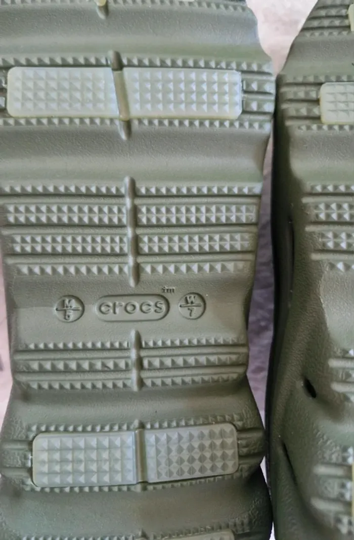 Crocs Authentiques - photo numéro 11