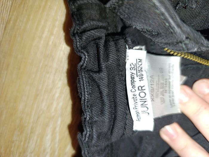 Lot 2 jeans larges fille 12 ans TBE - photo numéro 3