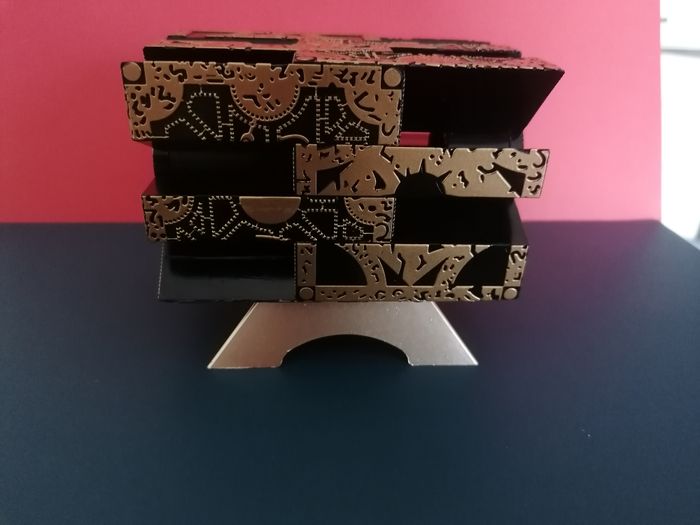 Cube puzzle de Lemarchant dans hellraiser - photo numéro 4