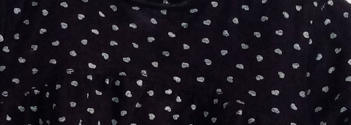 3 ans kiabi sweet shirt noir a cœur blanc toutes saisons /Excellent état - photo numéro 6