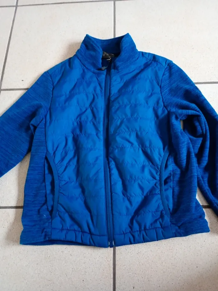 Veste 8 ans