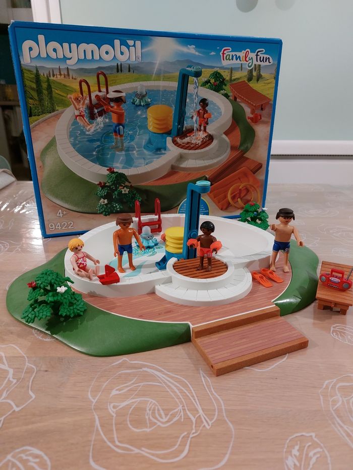 Playmobil summer fun