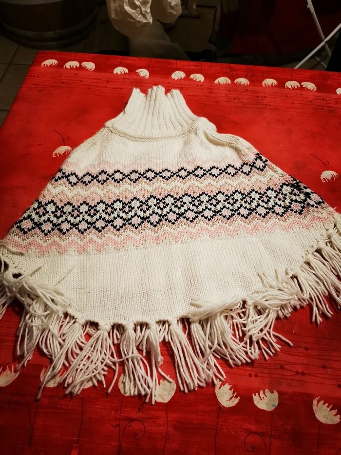 Poncho h&m fille - photo numéro 2