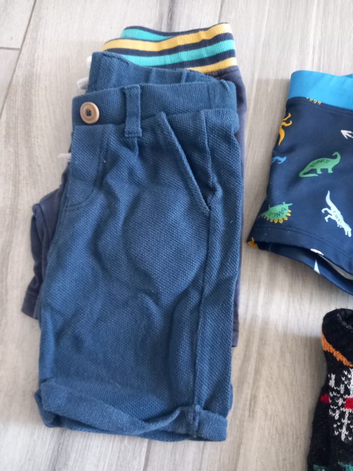 Lot de vêtements garçon 4 ans - photo numéro 7