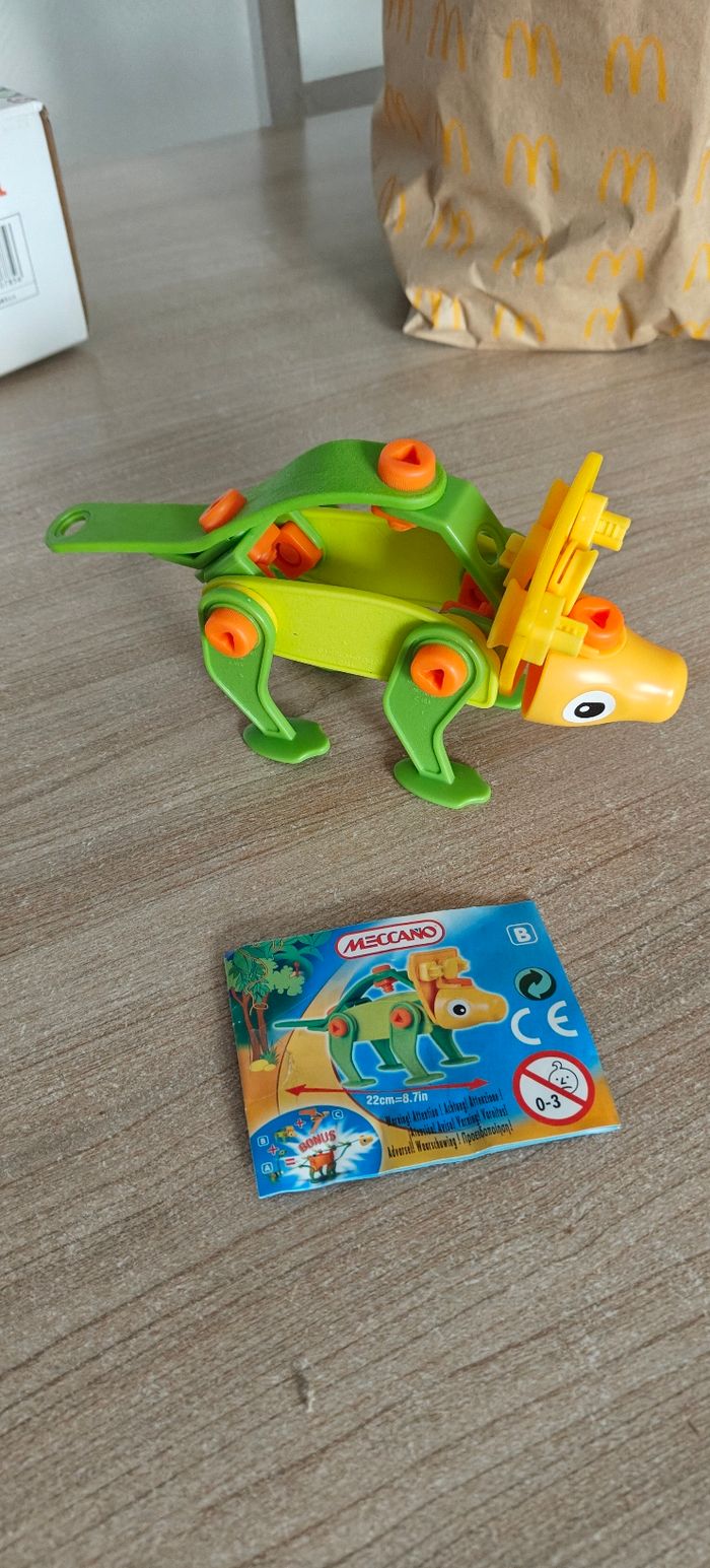 Meccano dinosaure - photo numéro 2