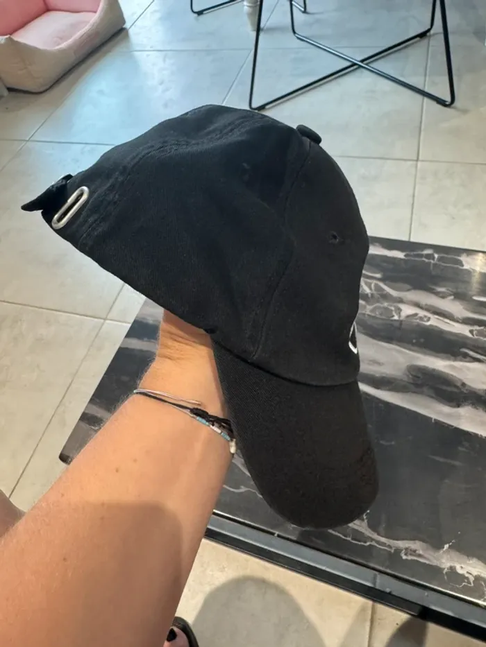 Casquette Mercedes - photo numéro 2