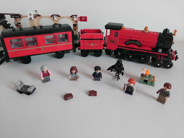 LEGO Harry Potter 75955 – Set Train Poudlard Express + Gare King’s Cross - photo numéro 6