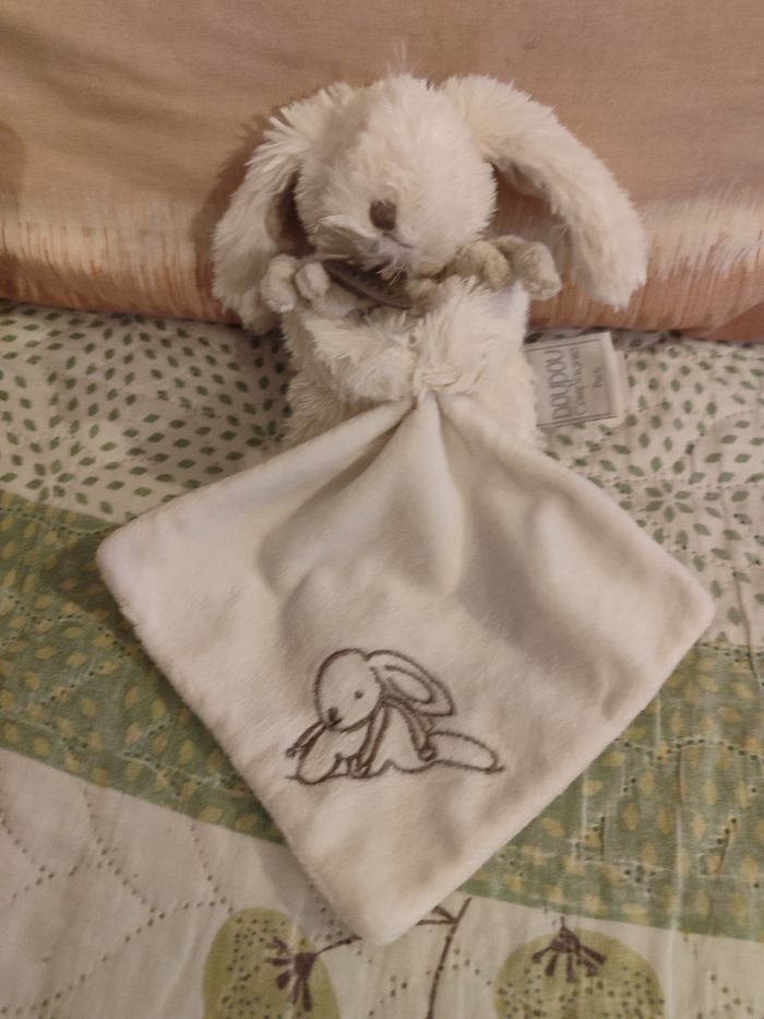 Doudou lapin blanc mouchoir lapin doudou et cie