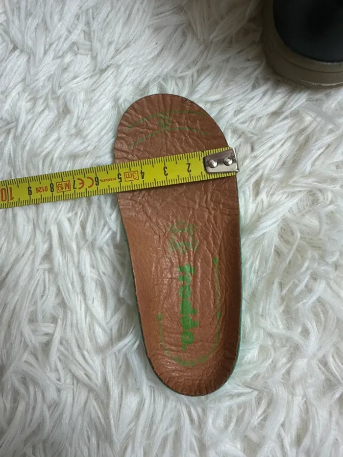 Paire de chaussures bébé Froddo taille 19 - photo numéro 5