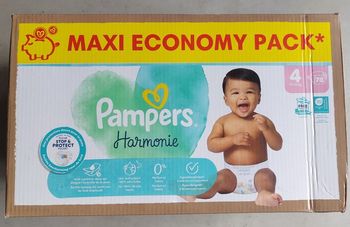 Couches Pampers harmonie