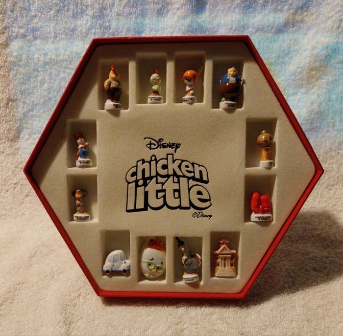 Coffret collection fèves Disney Chiken Little fève