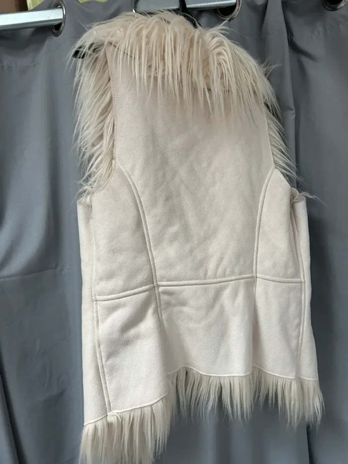 Veste fausse fourrure - photo numéro 5