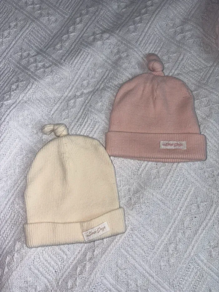 Lot bonnet naissance